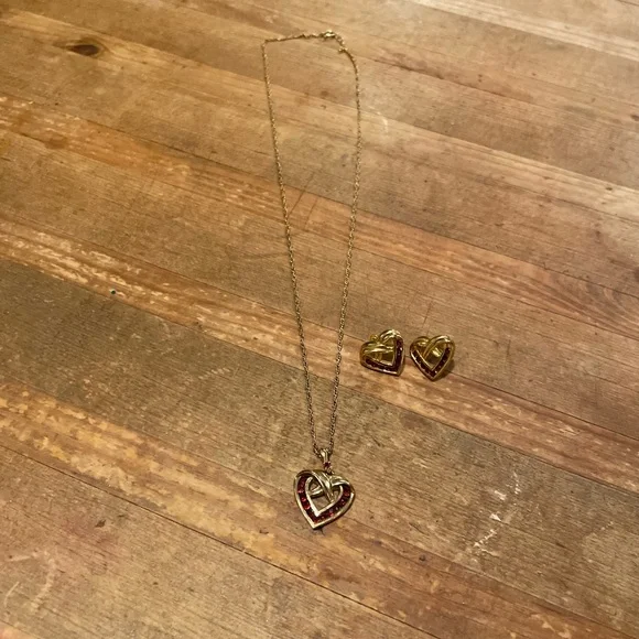 Danbury Mint ruby necklace and earrings - Picture 3 of 4